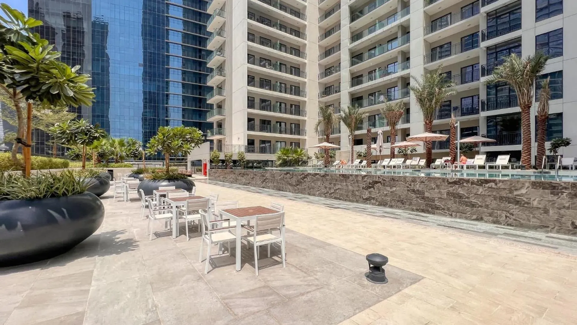 Apartment Quasi-Hotels Zada Luxe Haven In Business Bay 1Br Dubai